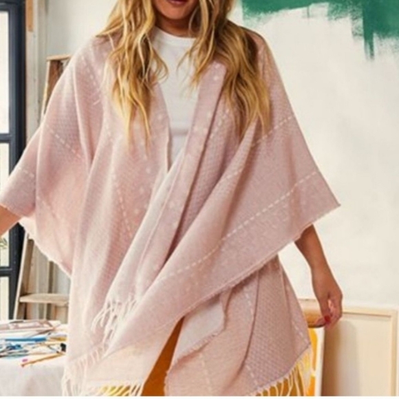 New Gentle Fawn Hermosa Reversible Blush Fringe Hem Kimono Cardigan M/L - Picture 2 of 9